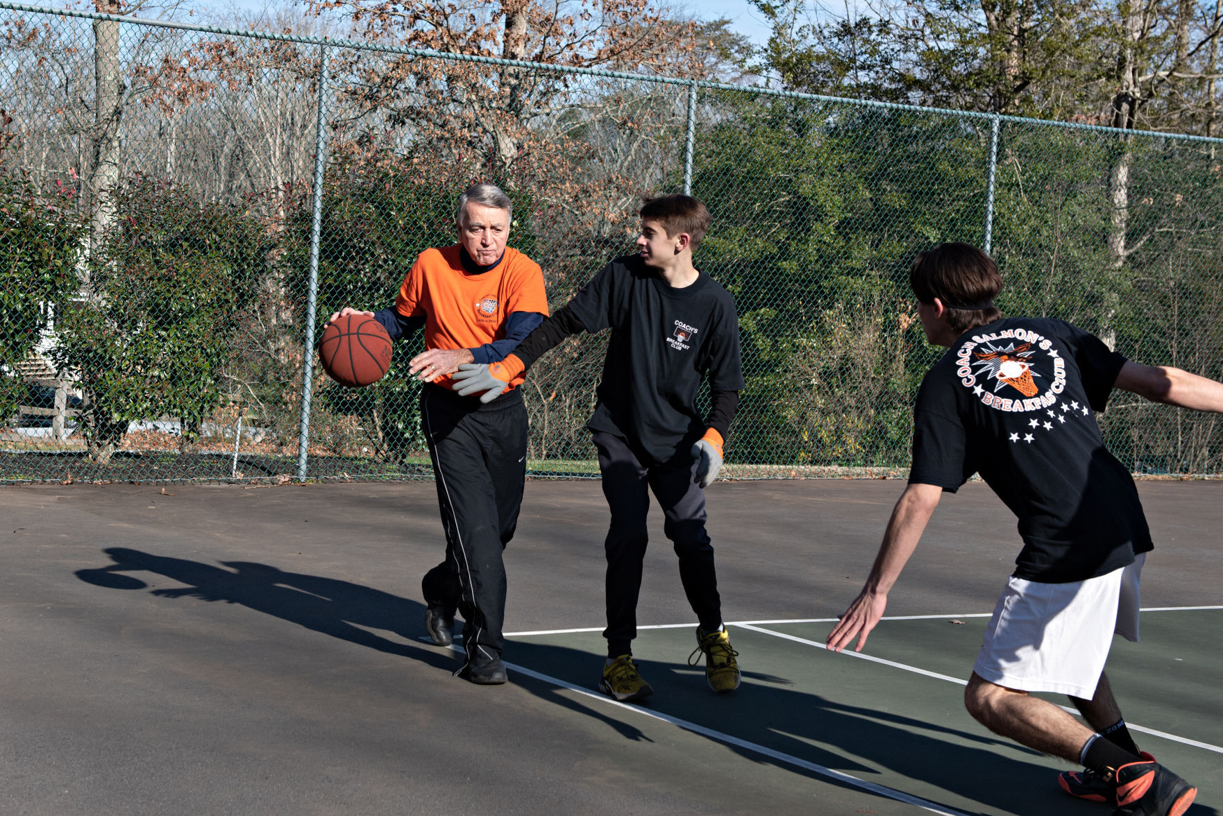 010321_nws_50hoopsclub